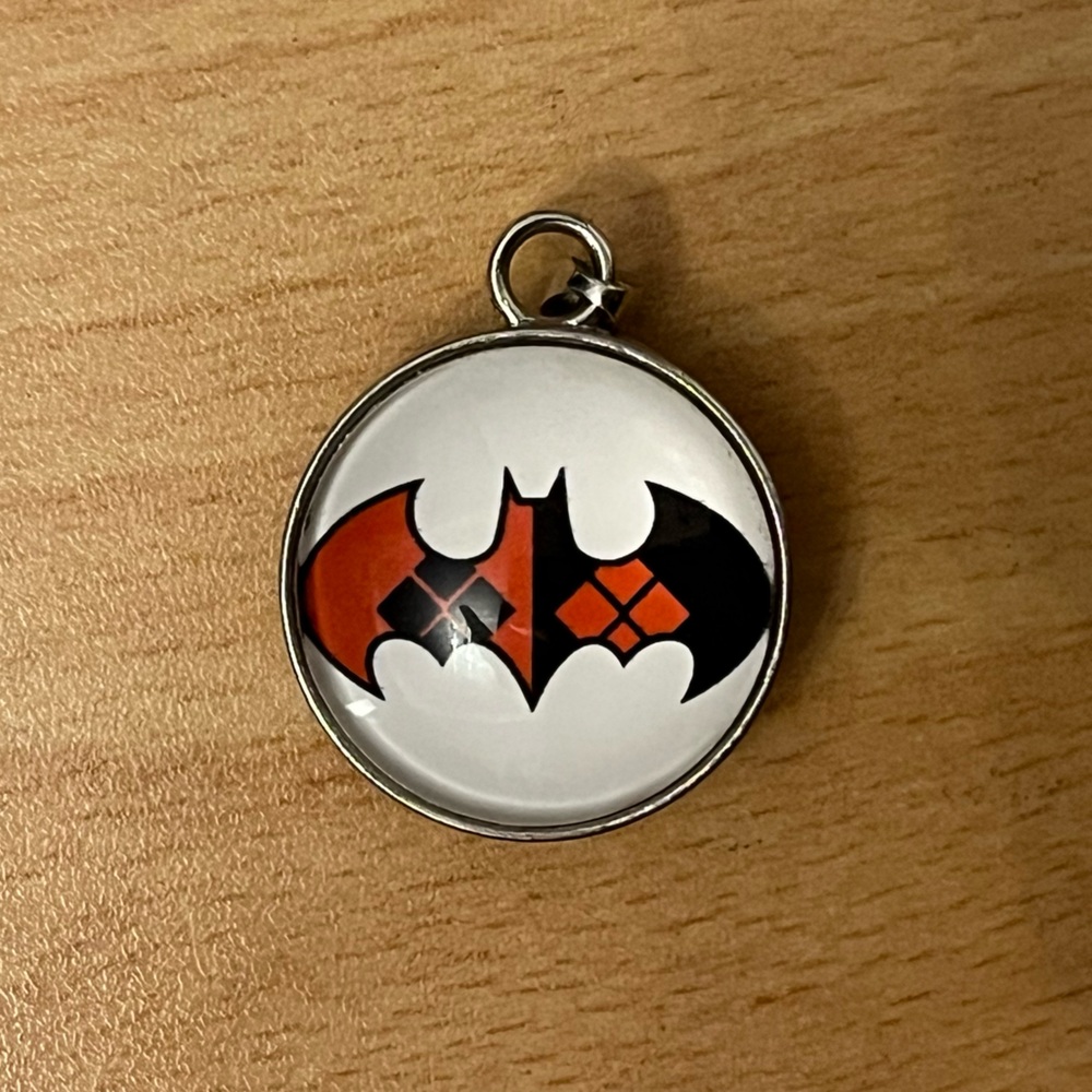 Harley Quinn/Batman Pendant Charm